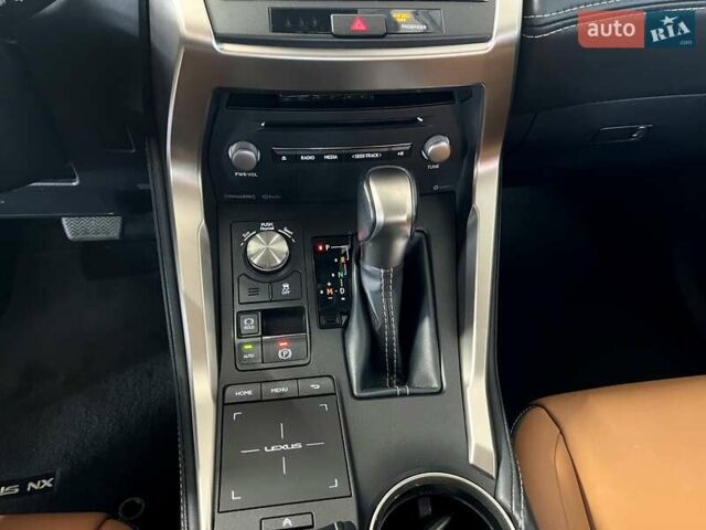 Білий Лексус НХ, об'ємом двигуна 2 л та пробігом 73 тис. км за 27000 $, фото 11 на Automoto.ua
