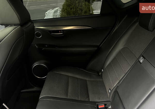 Лексус НХ 2020 у Львові на Automoto.ua Білий Лексус НХ, об'ємом двигуна 2.49 л та пробігом 65 тис. км за 35500 $, фото 30 на Automoto.ua