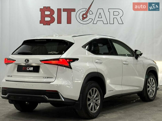 Белый Лексус НХ, объемом двигателя 2.49 л и пробегом 84 тыс. км за 31200 $, фото 7 на Automoto.ua