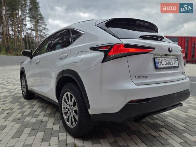 Лексус НХ 2020 у Львові на Automoto.ua Білий Лексус НХ, об'ємом двигуна 2 л та пробігом 26 тис. км за 23800 $, фото 14 на Automoto.ua