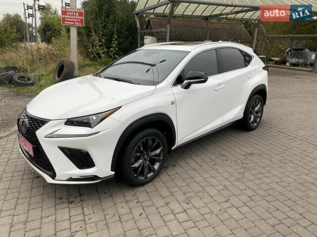 Білий Лексус НХ, об'ємом двигуна 2 л та пробігом 90 тис. км за 29500 $, фото 1 на Automoto.ua