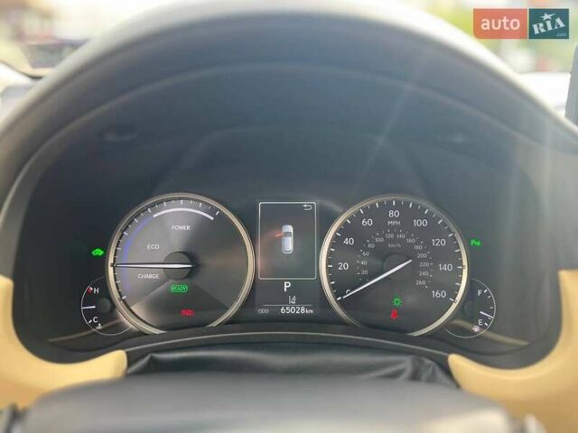 Білий Лексус НХ, об'ємом двигуна 2.49 л та пробігом 65 тис. км за 30700 $, фото 34 на Automoto.ua