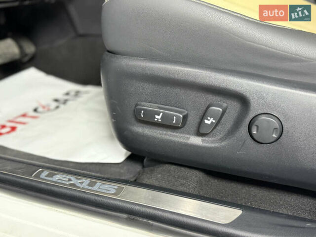 Белый Лексус НХ, объемом двигателя 2.49 л и пробегом 84 тыс. км за 31200 $, фото 16 на Automoto.ua