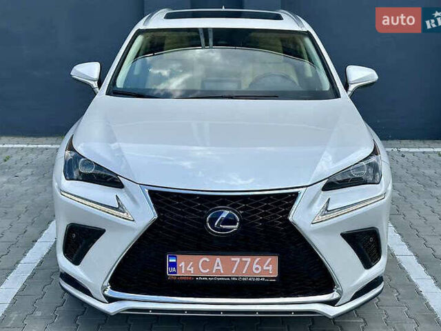 Білий Лексус НХ, об'ємом двигуна 2.49 л та пробігом 45 тис. км за 29799 $, фото 2 на Automoto.ua