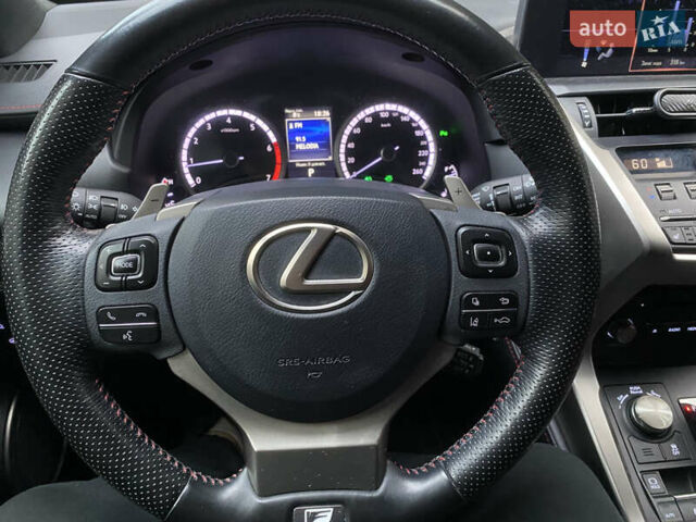 Білий Лексус НХ, об'ємом двигуна 2 л та пробігом 90 тис. км за 29500 $, фото 26 на Automoto.ua
