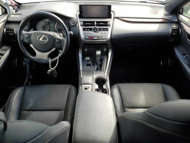 Білий Лексус НХ, об'ємом двигуна 2 л та пробігом 34 тис. км за 8900 $, фото 7 на Automoto.ua