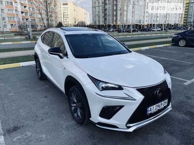 Білий Лексус НХ, об'ємом двигуна 2 л та пробігом 29 тис. км за 34999 $, фото 14 на Automoto.ua