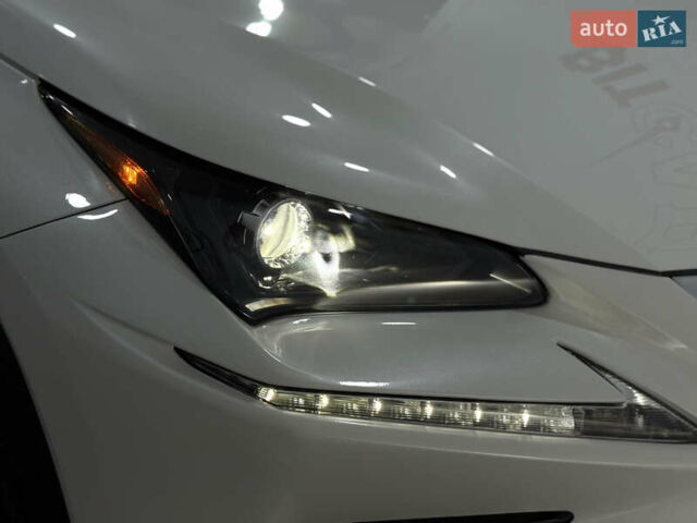 Белый Лексус НХ, объемом двигателя 2.49 л и пробегом 84 тыс. км за 31200 $, фото 13 на Automoto.ua