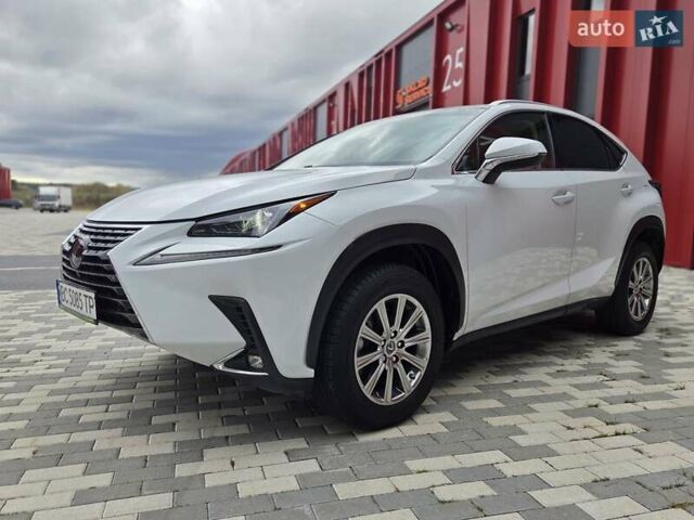 Лексус НХ 2020 у Львові на Automoto.ua Білий Лексус НХ, об'ємом двигуна 2 л та пробігом 26 тис. км за 23800 $, фото 12 на Automoto.ua