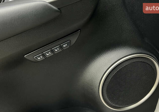 Лексус НХ 2020 у Львові на Automoto.ua Білий Лексус НХ, об'ємом двигуна 2.49 л та пробігом 65 тис. км за 35500 $, фото 22 на Automoto.ua