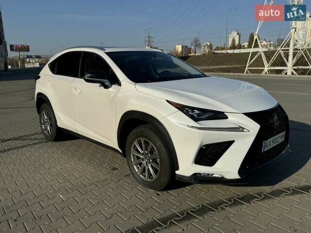 Белый Лексус НХ, объемом двигателя 2 л и пробегом 70 тыс. км за 32900 $, фото 14 на Automoto.ua