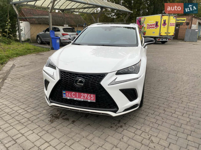 Білий Лексус НХ, об'ємом двигуна 2 л та пробігом 90 тис. км за 29500 $, фото 2 на Automoto.ua