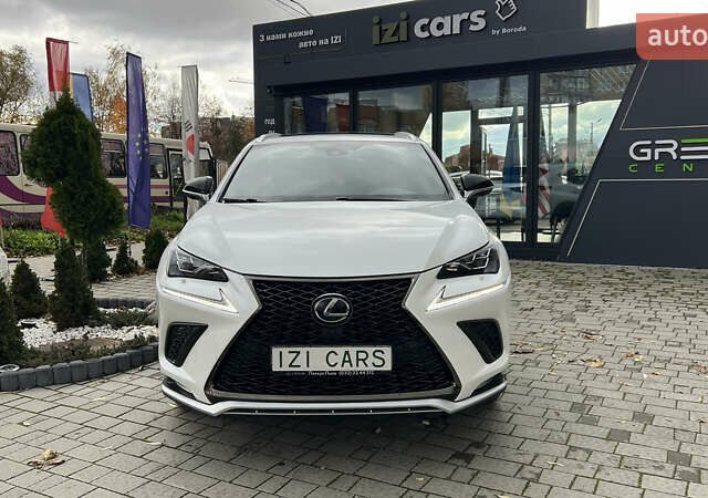 Лексус НХ 2020 у Львові на Automoto.ua Білий Лексус НХ, об'ємом двигуна 2.49 л та пробігом 65 тис. км за 35500 $, фото 1 на Automoto.ua