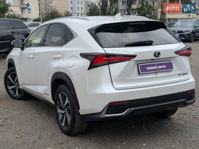 Білий Лексус НХ, об'ємом двигуна 2.49 л та пробігом 57 тис. км за 33700 $, фото 13 на Automoto.ua