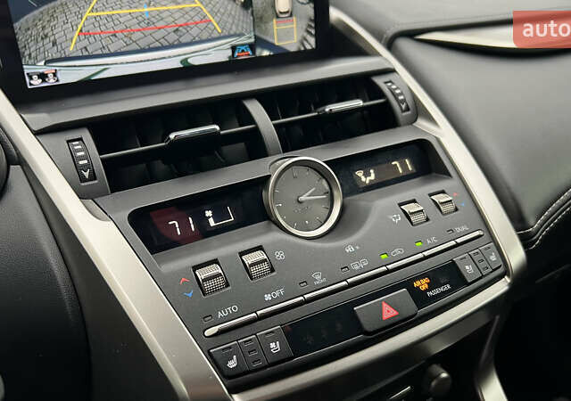 Лексус НХ 2020 у Львові на Automoto.ua Білий Лексус НХ, об'ємом двигуна 2.49 л та пробігом 65 тис. км за 35500 $, фото 14 на Automoto.ua