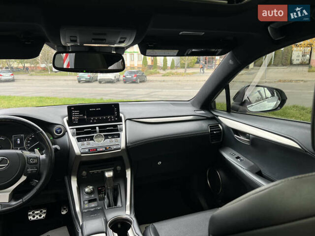 Лексус НХ 2020 у Львові на Automoto.ua Білий Лексус НХ, об'ємом двигуна 2.49 л та пробігом 65 тис. км за 35500 $, фото 32 на Automoto.ua