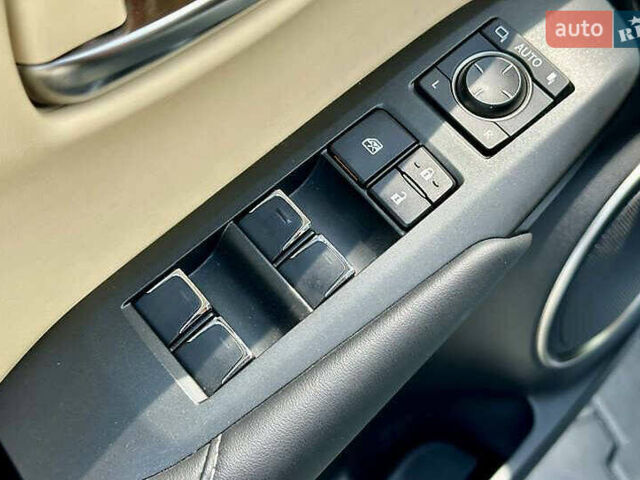 Білий Лексус НХ, об'ємом двигуна 2.49 л та пробігом 45 тис. км за 29799 $, фото 18 на Automoto.ua