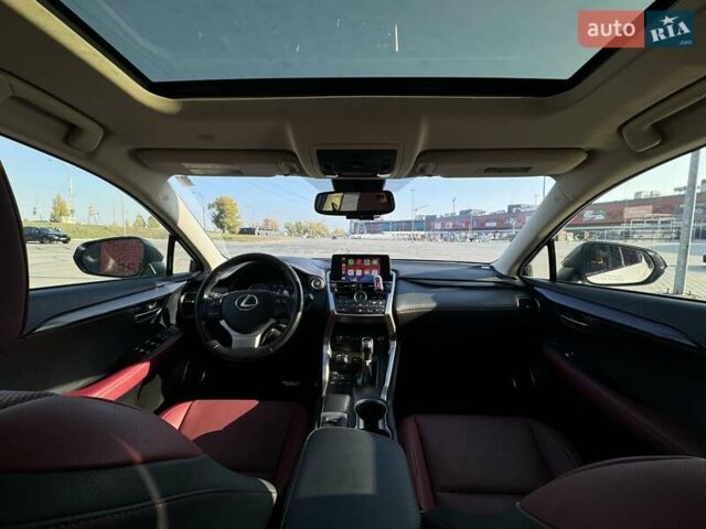 Белый Лексус НХ, объемом двигателя 2 л и пробегом 70 тыс. км за 32900 $, фото 20 на Automoto.ua