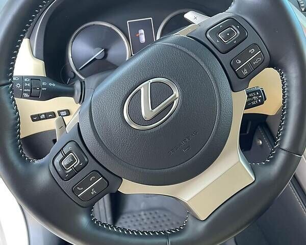 Белый Лексус НХ, объемом двигателя 2.5 л и пробегом 74 тыс. км за 43500 $, фото 10 на Automoto.ua