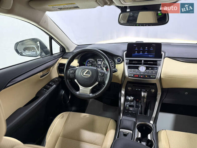 Белый Лексус НХ, объемом двигателя 2.49 л и пробегом 84 тыс. км за 31200 $, фото 34 на Automoto.ua