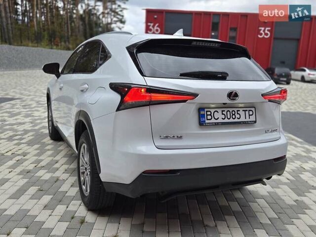Лексус НХ 2020 у Львові на Automoto.ua Білий Лексус НХ, об'ємом двигуна 2 л та пробігом 26 тис. км за 23800 $, фото 28 на Automoto.ua