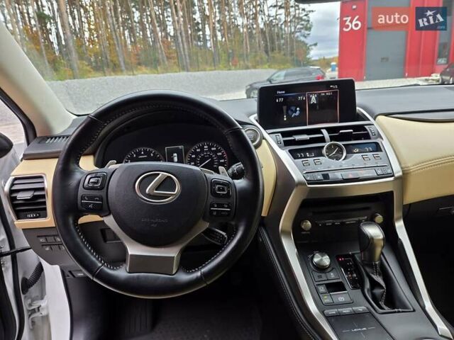 Лексус НХ 2020 у Львові на Automoto.ua Білий Лексус НХ, об'ємом двигуна 2 л та пробігом 26 тис. км за 23800 $, фото 29 на Automoto.ua