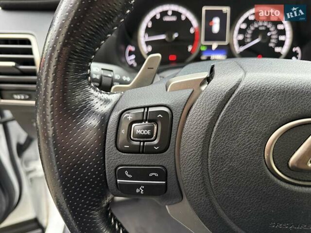 Білий Лексус НХ, об'ємом двигуна 2 л та пробігом 30 тис. км за 25800 $, фото 36 на Automoto.ua