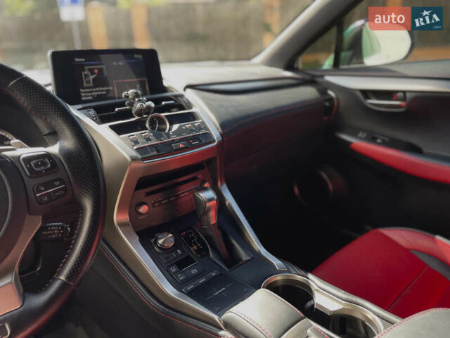 Білий Лексус НХ, об'ємом двигуна 2 л та пробігом 65 тис. км за 31500 $, фото 27 на Automoto.ua