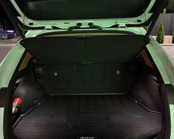 Белый Лексус НХ, объемом двигателя 2.49 л и пробегом 67 тыс. км за 51999 $, фото 18 на Automoto.ua