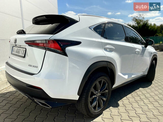 Білий Лексус НХ, об'ємом двигуна 2 л та пробігом 65 тис. км за 31500 $, фото 8 на Automoto.ua
