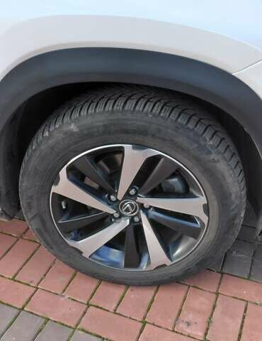 Белый Лексус НХ, объемом двигателя 2.49 л и пробегом 38 тыс. км за 39900 $, фото 17 на Automoto.ua