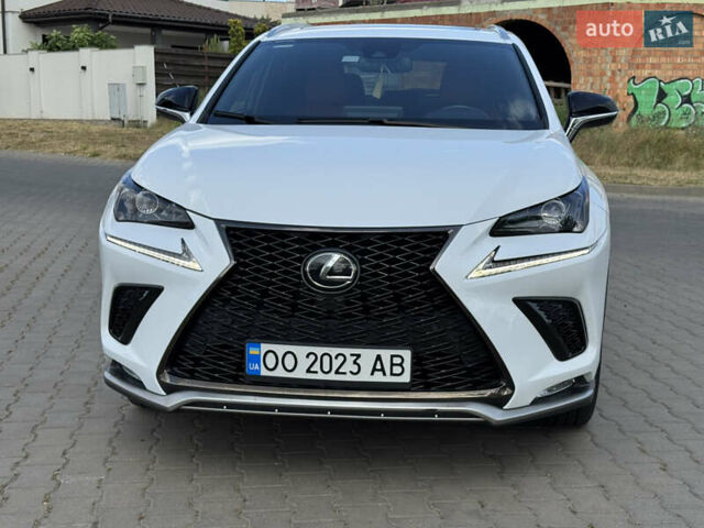 Білий Лексус НХ, об'ємом двигуна 2 л та пробігом 91 тис. км за 37000 $, фото 1 на Automoto.ua