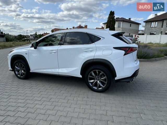 Білий Лексус НХ, об'ємом двигуна 2 л та пробігом 91 тис. км за 37000 $, фото 3 на Automoto.ua