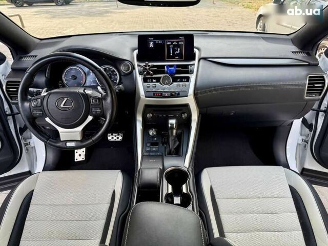 Белый Лексус НХ, объемом двигателя 2 л и пробегом 30 тыс. км за 26300 $, фото 26 на Automoto.ua
