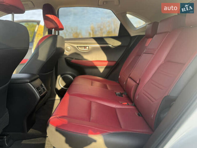 Лексус НХ 2021 у Дніпро (Дніпропетровську) на Automoto.ua Білий Лексус НХ, об'ємом двигуна 2.49 л та пробігом 21 тис. км за 40000 $, фото 11 на Automoto.ua