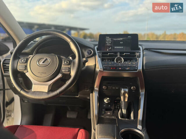 Лексус НХ 2021 у Дніпро (Дніпропетровську) на Automoto.ua Білий Лексус НХ, об'ємом двигуна 2.49 л та пробігом 21 тис. км за 40000 $, фото 9 на Automoto.ua