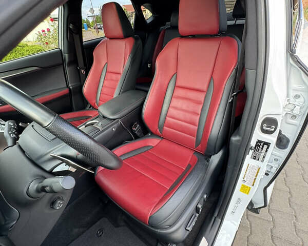 Білий Лексус НХ, об'ємом двигуна 2 л та пробігом 91 тис. км за 37000 $, фото 16 на Automoto.ua