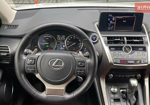 Лексус НХ 2021 в Киеве на Automoto.ua Белый Лексус НХ, объемом двигателя 2.49 л и пробегом 50 тыс. км за 38781 $, фото 8 на Automoto.ua