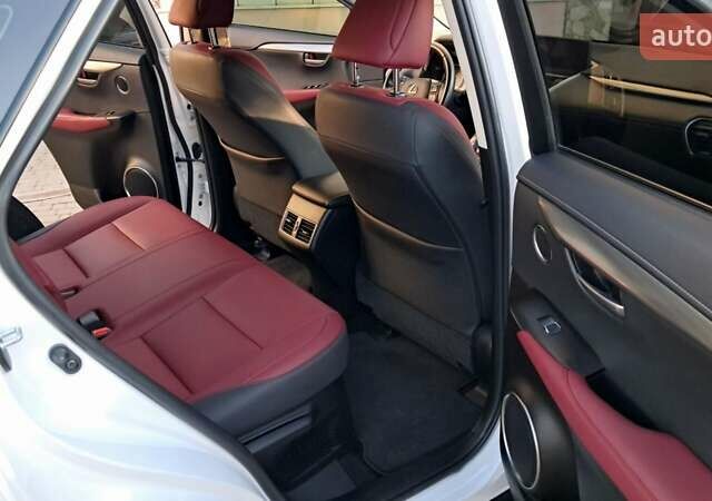 Белый Лексус НХ, объемом двигателя 1.99 л и пробегом 24 тыс. км за 29500 $, фото 15 на Automoto.ua