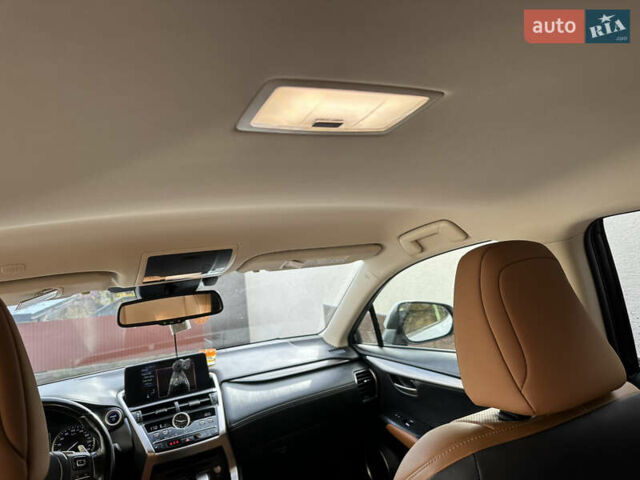 Белый Лексус НХ, объемом двигателя 2.49 л и пробегом 90 тыс. км за 38500 $, фото 40 на Automoto.ua