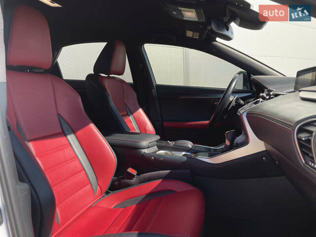 Білий Лексус НХ, об'ємом двигуна 2 л та пробігом 65 тис. км за 31500 $, фото 38 на Automoto.ua