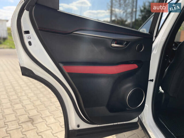 Білий Лексус НХ, об'ємом двигуна 2 л та пробігом 65 тис. км за 31500 $, фото 32 на Automoto.ua