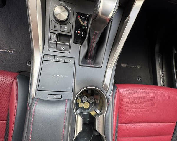 Білий Лексус НХ, об'ємом двигуна 2 л та пробігом 91 тис. км за 37000 $, фото 15 на Automoto.ua