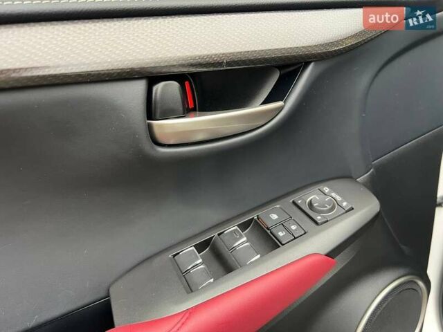 Белый Лексус НХ, объемом двигателя 2 л и пробегом 23 тыс. км за 32000 $, фото 13 на Automoto.ua