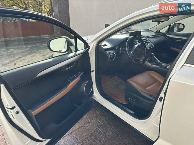 Белый Лексус НХ, объемом двигателя 2.49 л и пробегом 90 тыс. км за 38500 $, фото 52 на Automoto.ua