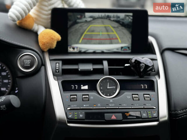 Белый Лексус НХ, объемом двигателя 2 л и пробегом 63 тыс. км за 28250 $, фото 34 на Automoto.ua