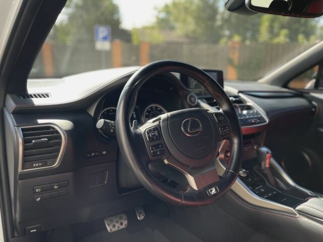 Білий Лексус НХ, об'ємом двигуна 2 л та пробігом 65 тис. км за 31500 $, фото 8 на Automoto.ua