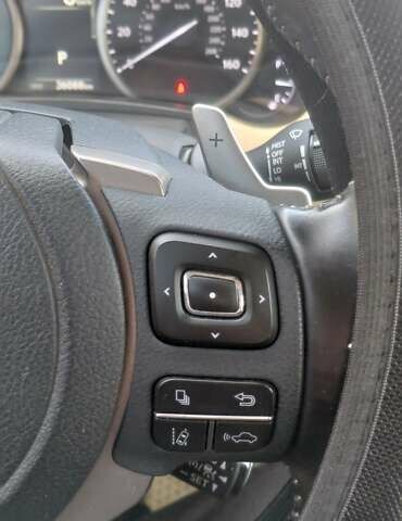 Белый Лексус НХ, объемом двигателя 2.49 л и пробегом 38 тыс. км за 39900 $, фото 45 на Automoto.ua