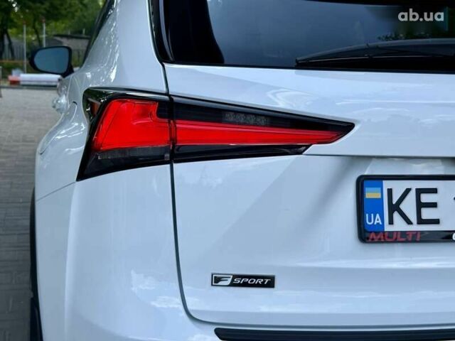 Белый Лексус НХ, объемом двигателя 2 л и пробегом 30 тыс. км за 26300 $, фото 17 на Automoto.ua