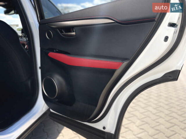 Білий Лексус НХ, об'ємом двигуна 2 л та пробігом 65 тис. км за 31500 $, фото 35 на Automoto.ua
